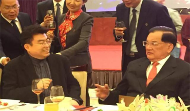 常文光董事長與國民黨榮譽主席連戰、山西省長樓陽生等嘉賓 出席海峽兩岸同胞神農炎帝民間拜祖典禮晚宴