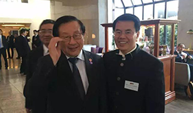 與首長對話，心系報國夢----中德科技園控股有限公司董事長、全德華人社團聯合會執行會長周松波博士